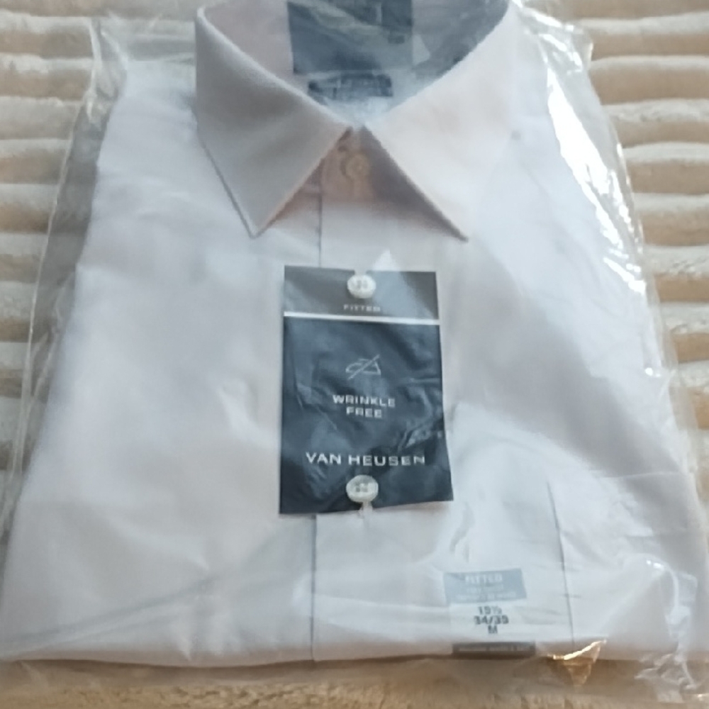 Van Heusen Men's Classic White Dress Shirt